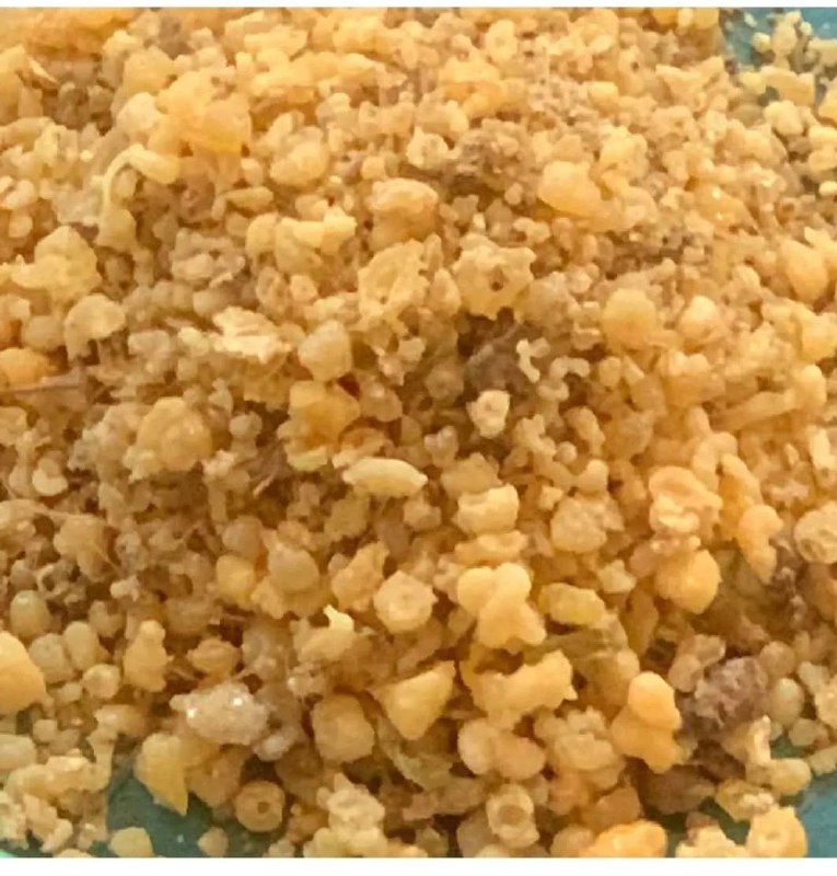 صمغ آنغوزه شیرین